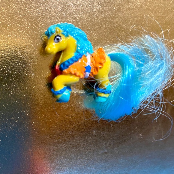 LITTLE BEAUTIES PONIES VTG 1988 TINY PONIES WITH BRUSHABLE LONG HAIR SET OF 5 - Picture 6 of 8